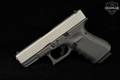 Glock 19 Gen4 9mm Luger Two-Tone Silver & Black in Excellent Condition Image 4