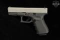 Glock 19 Gen4 9mm Luger Two-Tone Silver & Black in Excellent Condition Image 5