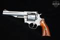 2015 Sturm Ruger Redhawk .44 Mag. Satin Stainless in Excellent Condition Image 3