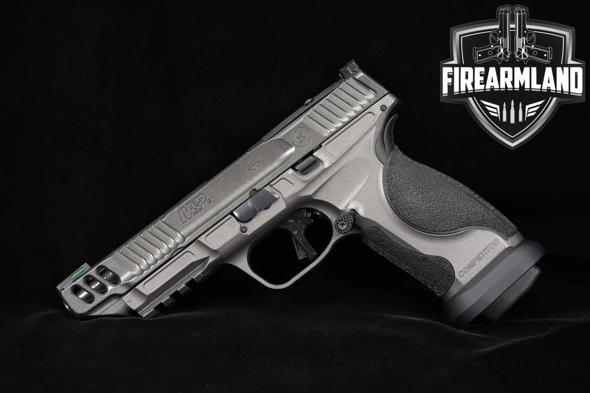 Smith & Wesson S&W M&P9 Performance Center Competitor 9mm +4 MAGS & OG CASE
