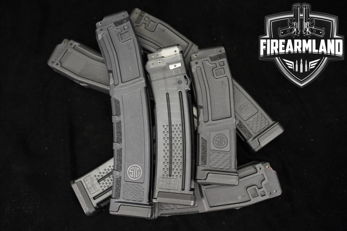 SEVEN (7) Sig Sauer MPX 20, 25, & 35 Round Magazines 9mm Luger Mags