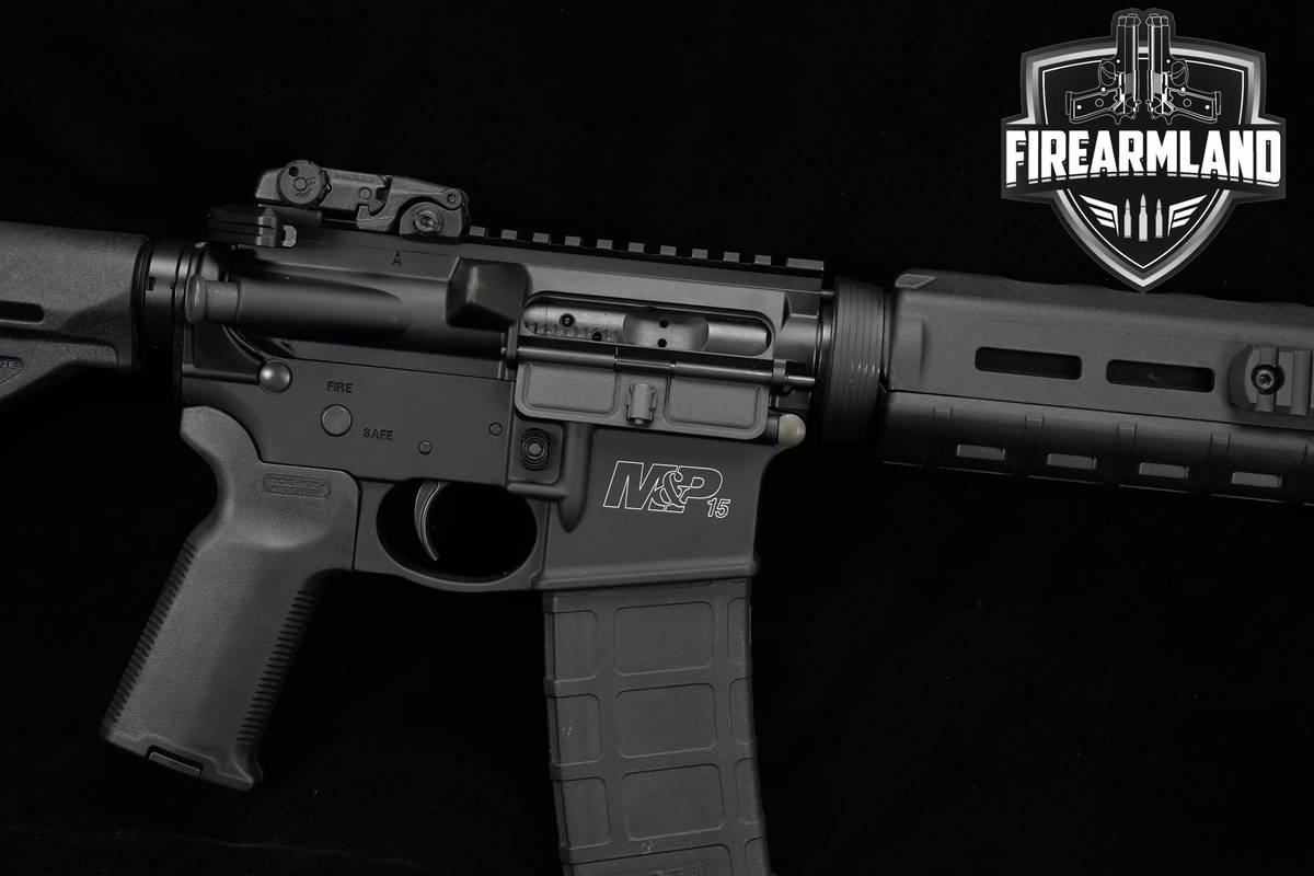 Smith & Wesson S&W Model M&P-15 5.56 NATO AR15 16" M&P15 Sporting Rifle