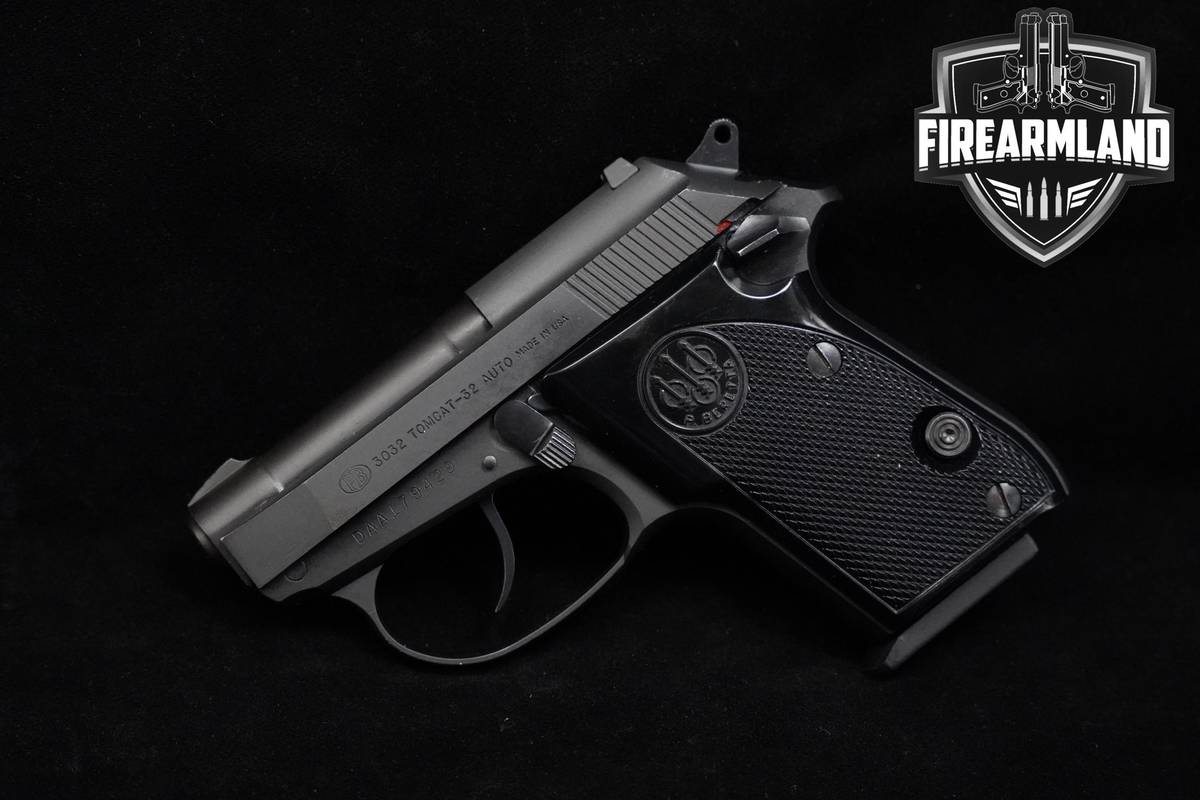 Beretta 3032 Tomcat 32 ACP 2.5" Beretta-3032-Tomcat 32 AUTO +2 MAGS