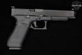 Glock G34 Gen5 MOS FS 9mm Luger Black in Excellent Condition Image 5