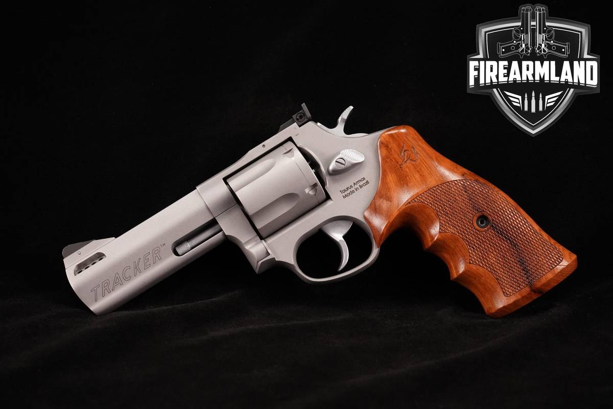 Taurus Tracker 44 44Magnum 4.0" Matte Stainless DA/SA