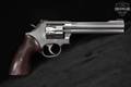 2001 Smith & Wesson (S&W) Model 617-4 .22 LR Satin Stainless in Good Condition Image 4