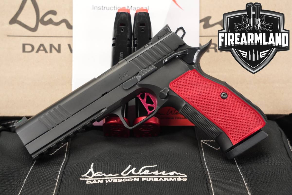 Dan Wesson DWX 9mm 4.95" DLC Over Stainless +3 MAGS & ORIG BOX