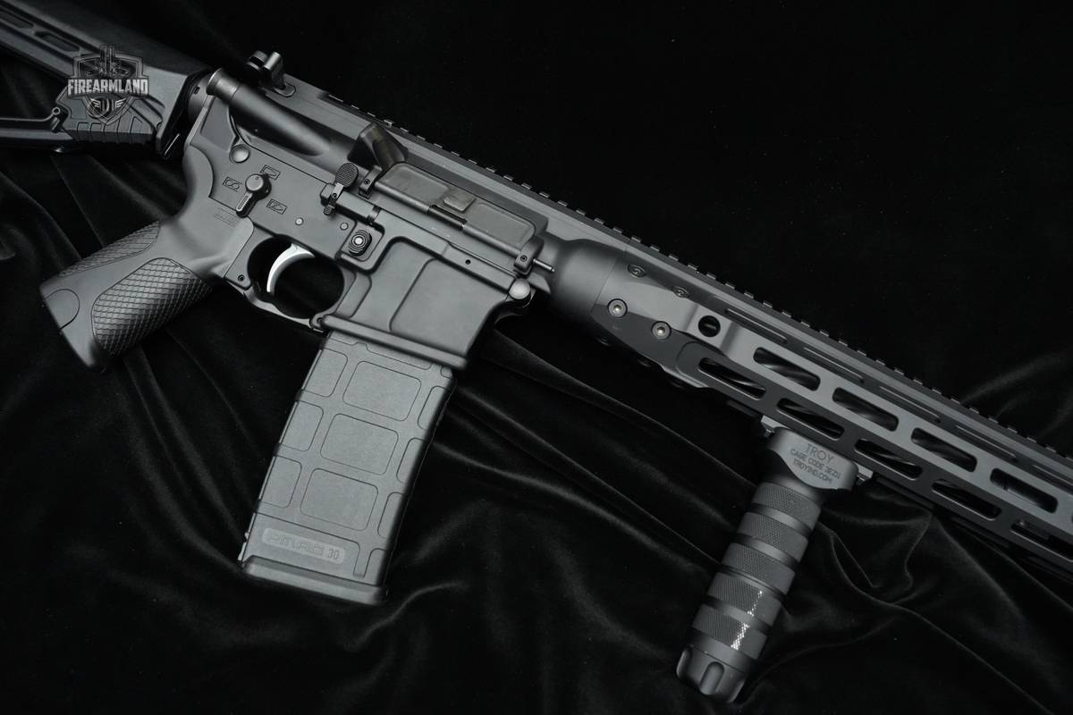 LWRC M6IC IC-D1 AR-15 5.56/.223 LWRC 556 223 M6IC IC AR 18" Spiral Fluted