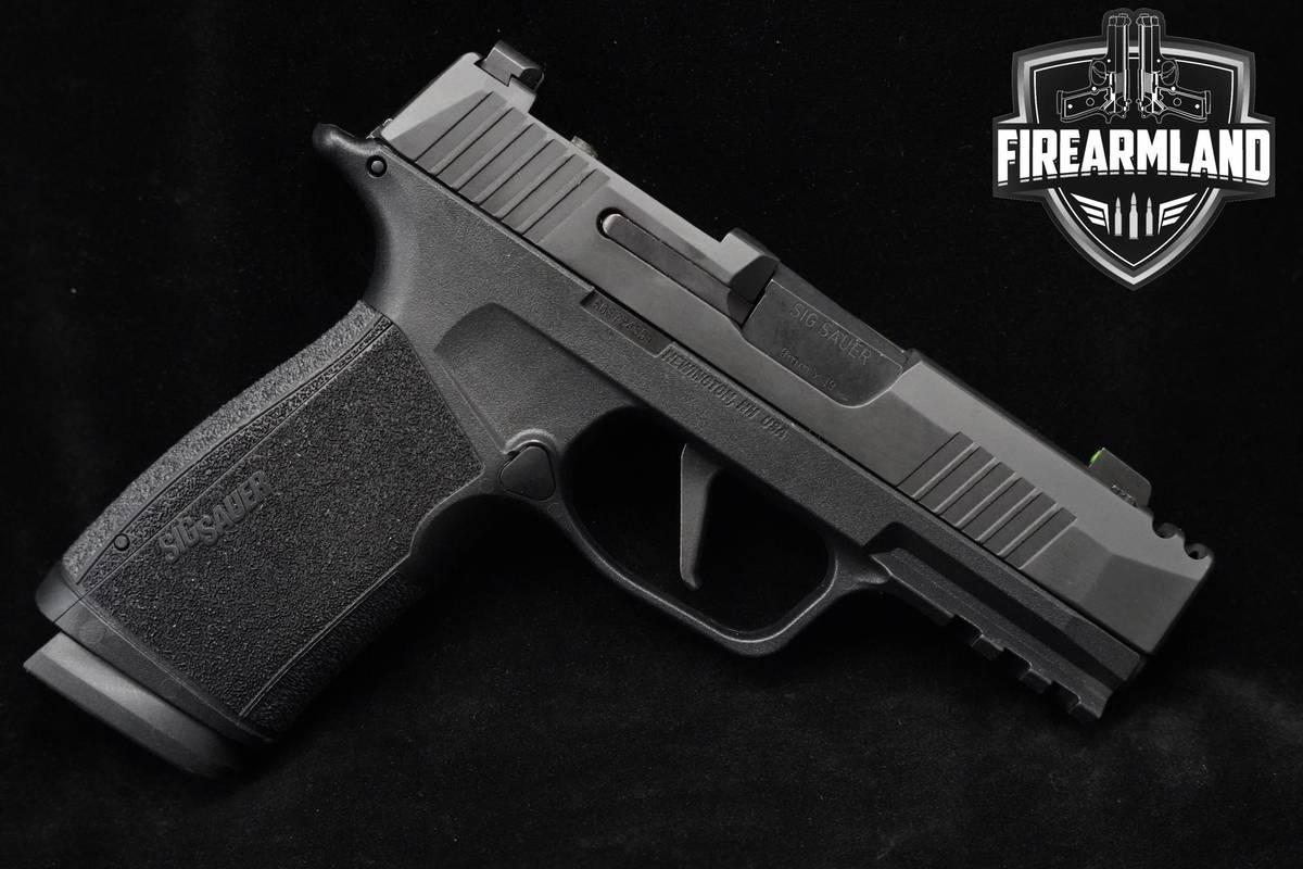 Sig Sauer P365 XMacro COMP 9mm Sig-Sauer P-365 X-Macro +2 MAGS & ORIG CASE