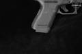 Glock 19 GEN 2 9mm Luger (9x19 Para) Black in Very Good Condition Image 4