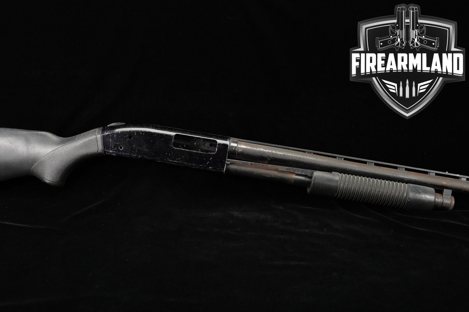 マー Mossberg Model 590 Mariner 12 Ga 20.5