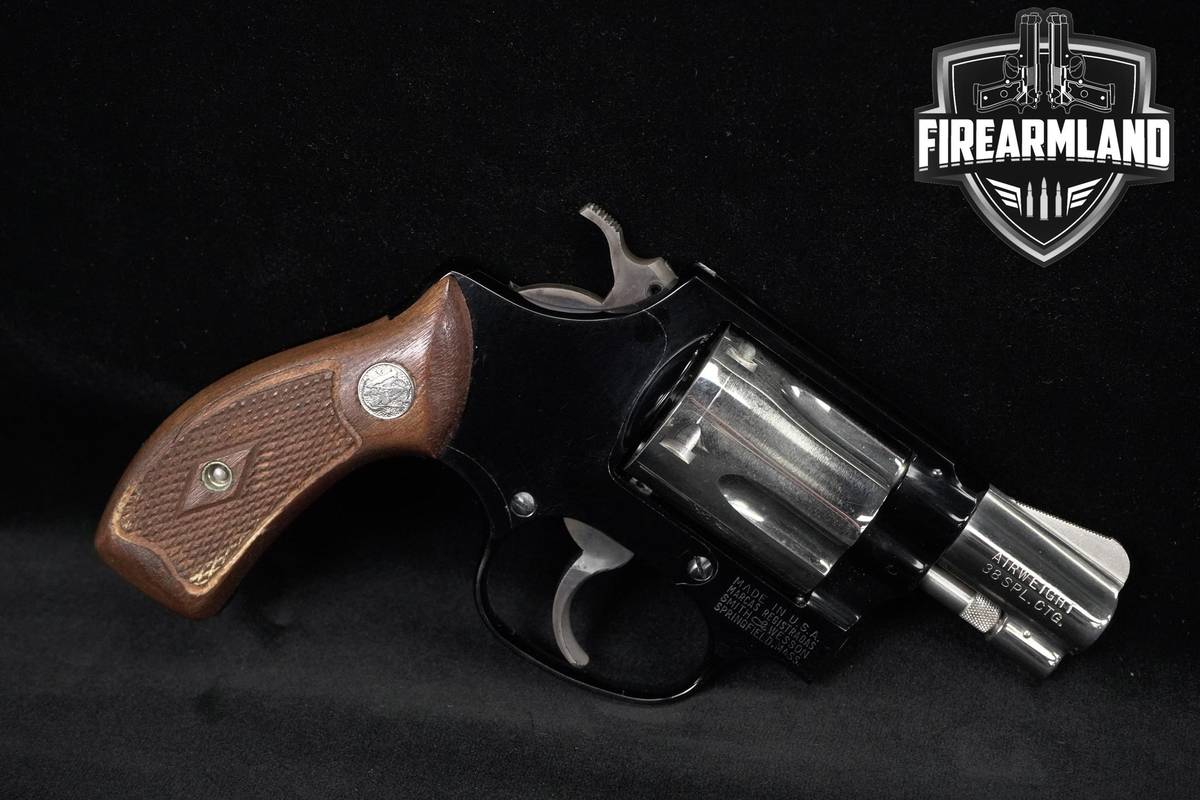 1964 Smith & Wesson S&W Model 37 Chiefs Special Airweight 38Spl Revolver
