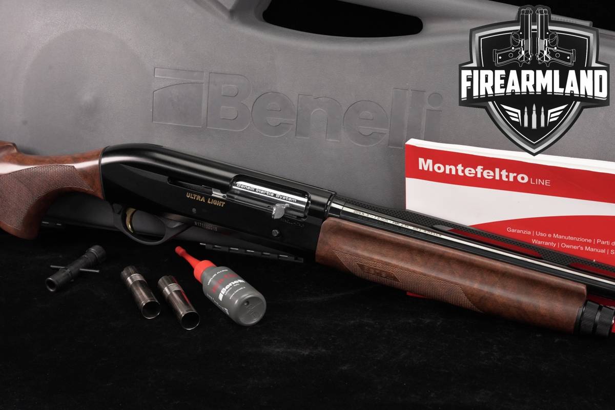 Benelli Ultra Light 20-Gauge 24" Blued & Walnut +ORIG CASE