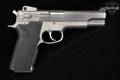 Smith & Wesson (S&W) Model 1006 10mm Matte Stainless in Very Good Condition Image 3