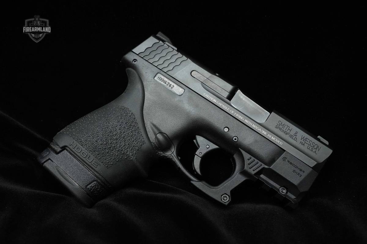 S&W M&P9 Shield 9mm Smith & Wesson 9mm M&P 9 Shield Pistol S&W CCW CC 9 mm 