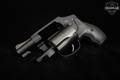 Smith & Wesson (S&W) Model 442-2 Airweight .38 Spl. Black in Very Good Condition Image 2