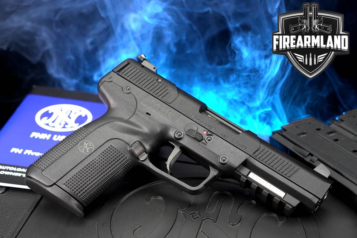 LIKE-NEW FN FNH Five-seveN Mk2 5.7x28 4.8" Mark 2 MK +3 MAGS