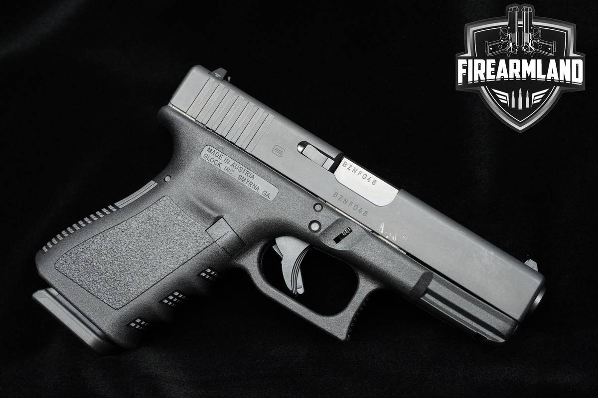 LIKE-NEW Glock 23 Gen3 40 S&W 4.02" Tenifer 23 Glock G23 +2 MAGS & HOLSTER