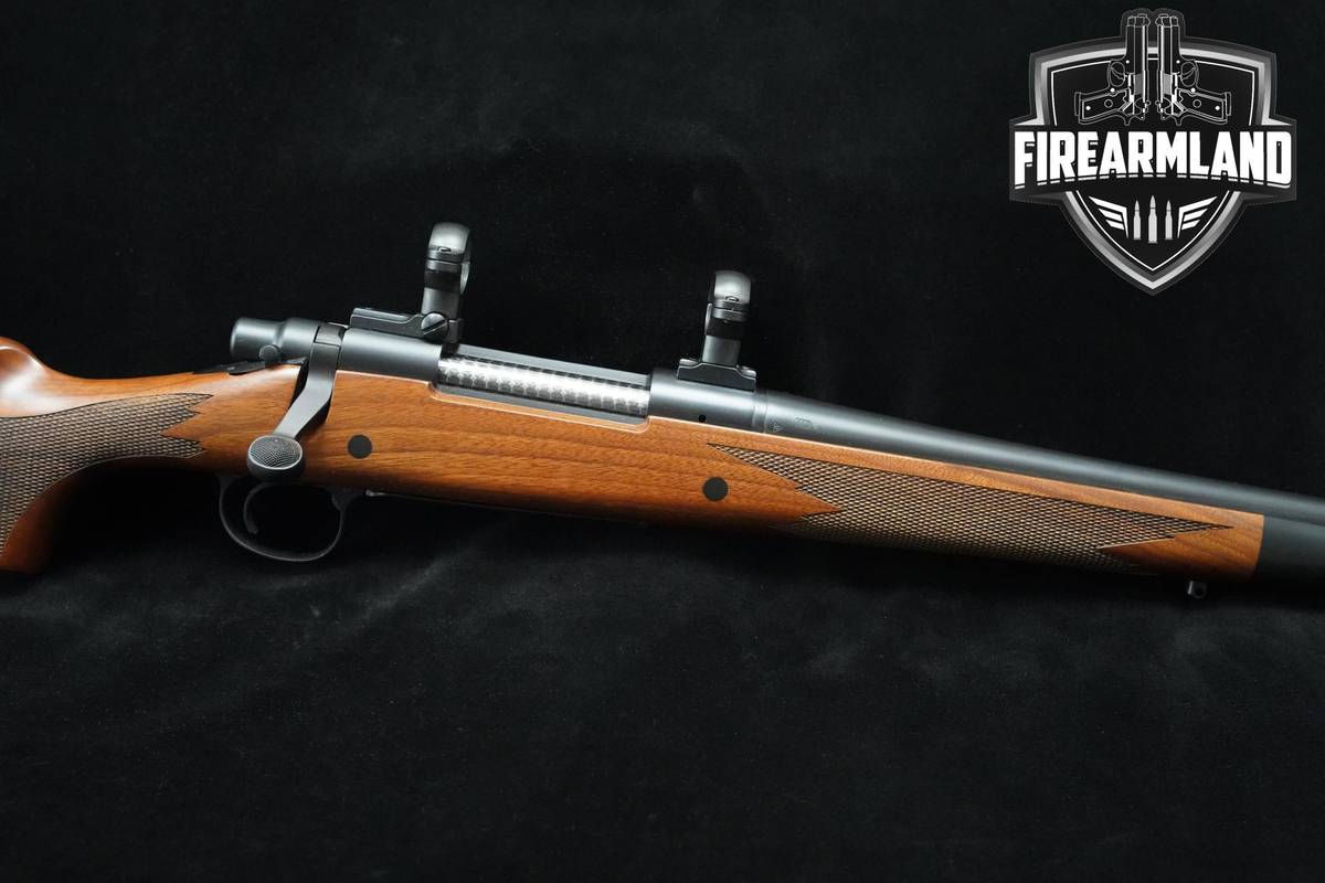 2004 Remington Model 700 CDL 7mm Rem Ultra Magnum 26" Blued Remington 700