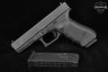 Glock 22 Gen4 .40 S&W Black in Excellent Condition Image 2