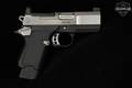 Wilson Combat (WC) SFX9 3.25" Compact 15-Round Optic-Cut 9mm Luger Two-Tone Black & Stainless in Excellent Condition Image 3