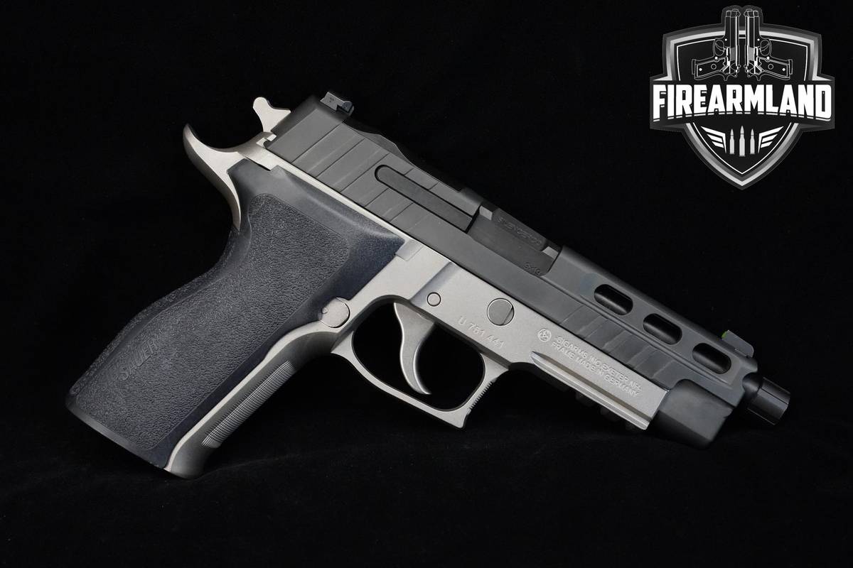 Sig Sauer P226 9mm Sig-Sauer P226 +4 MAGS