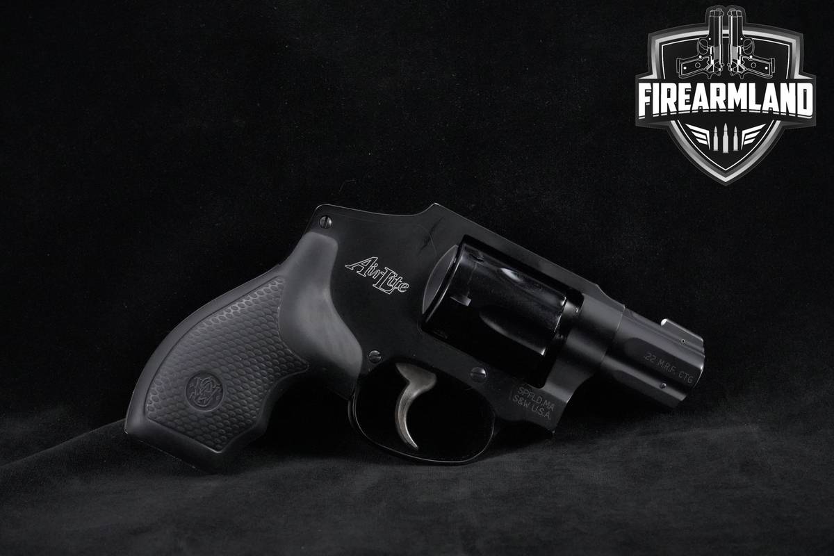 Smith & Wesson (S&W) Model 351C AirLite 22 WMR 1.7" S&W 351C 351-C+ORIG BOX