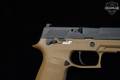 Sig Sauer M17 P320 9mm Luger FDE (Flat Dark Earth) in Excellent Condition Image 5