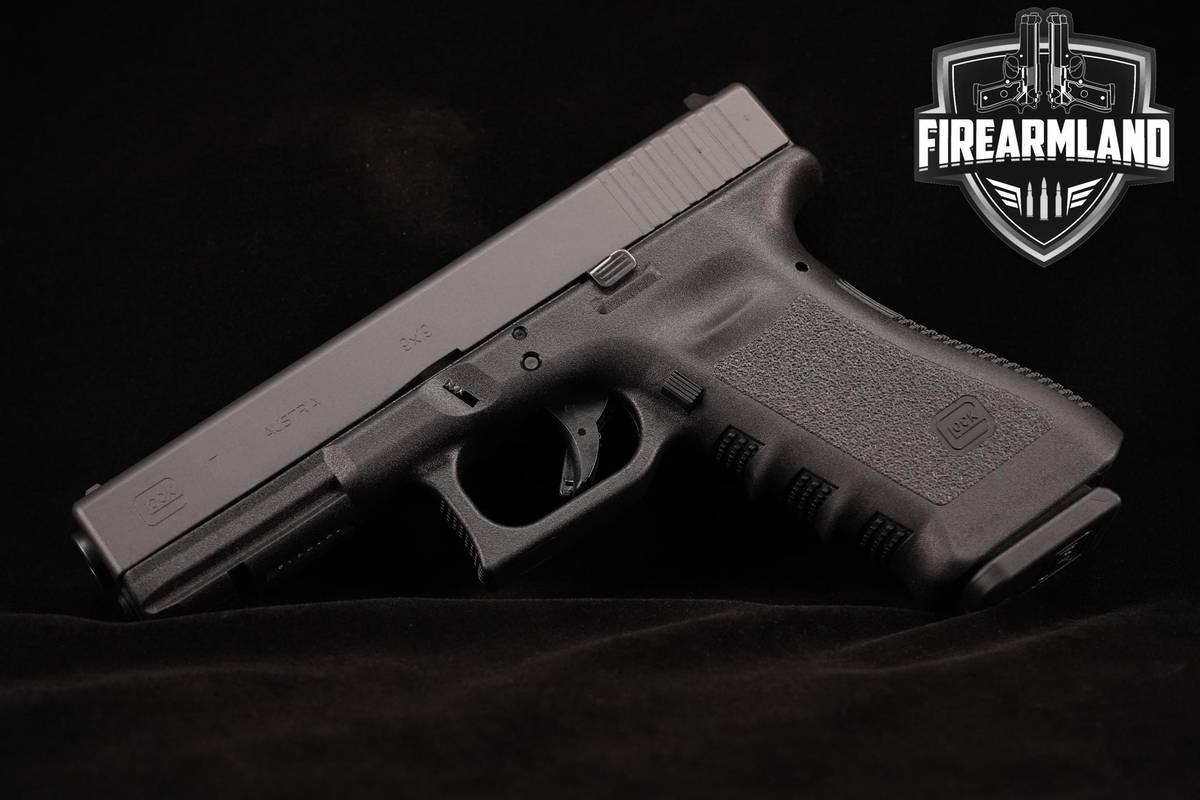 Glock 17 Gen3 9mm 4.49" G17 Gen 3 +2 MAGS & ORIG CASE