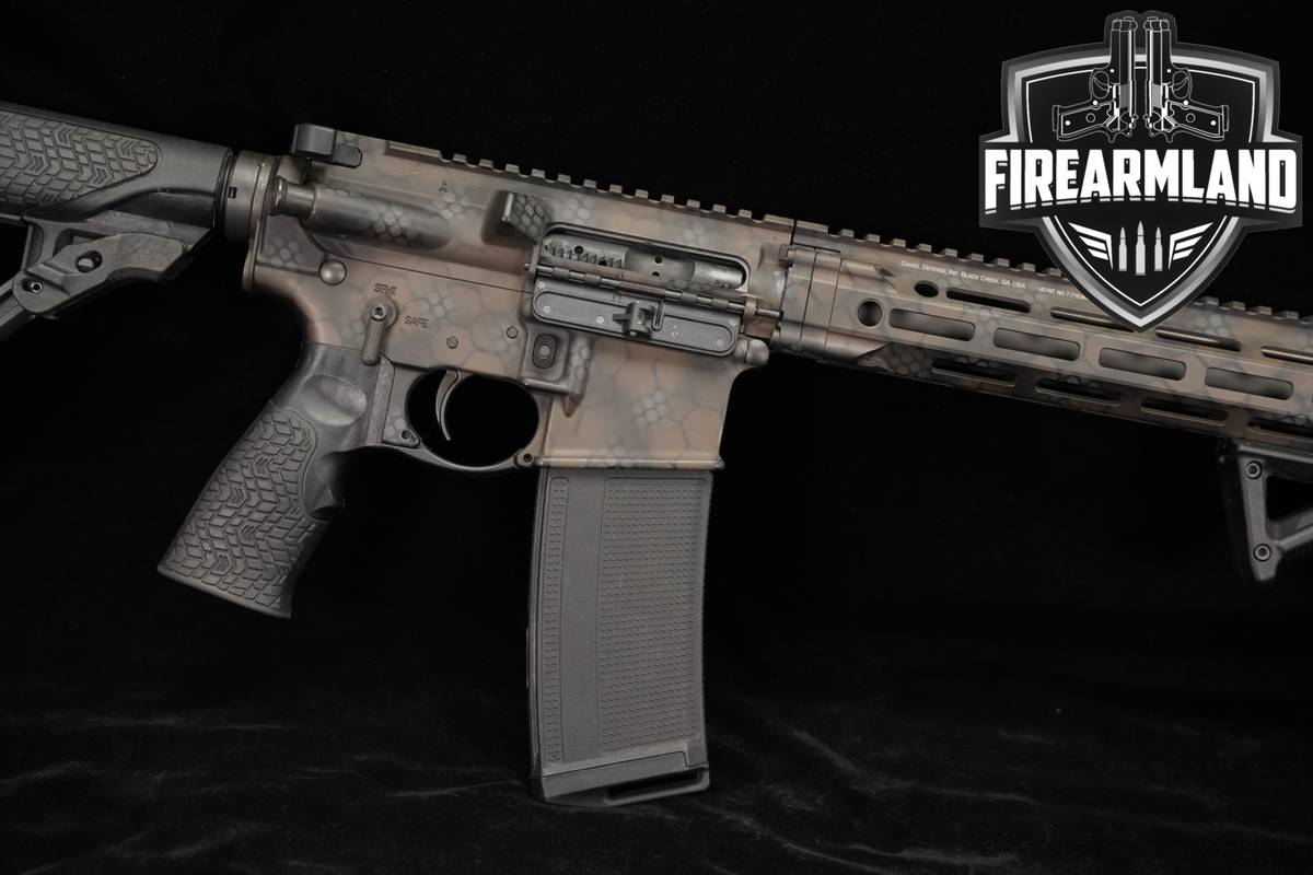 Daniel Defense DDM4 V7 5.56 NATO AR-15 AR15 16" Multi-Tone Camo