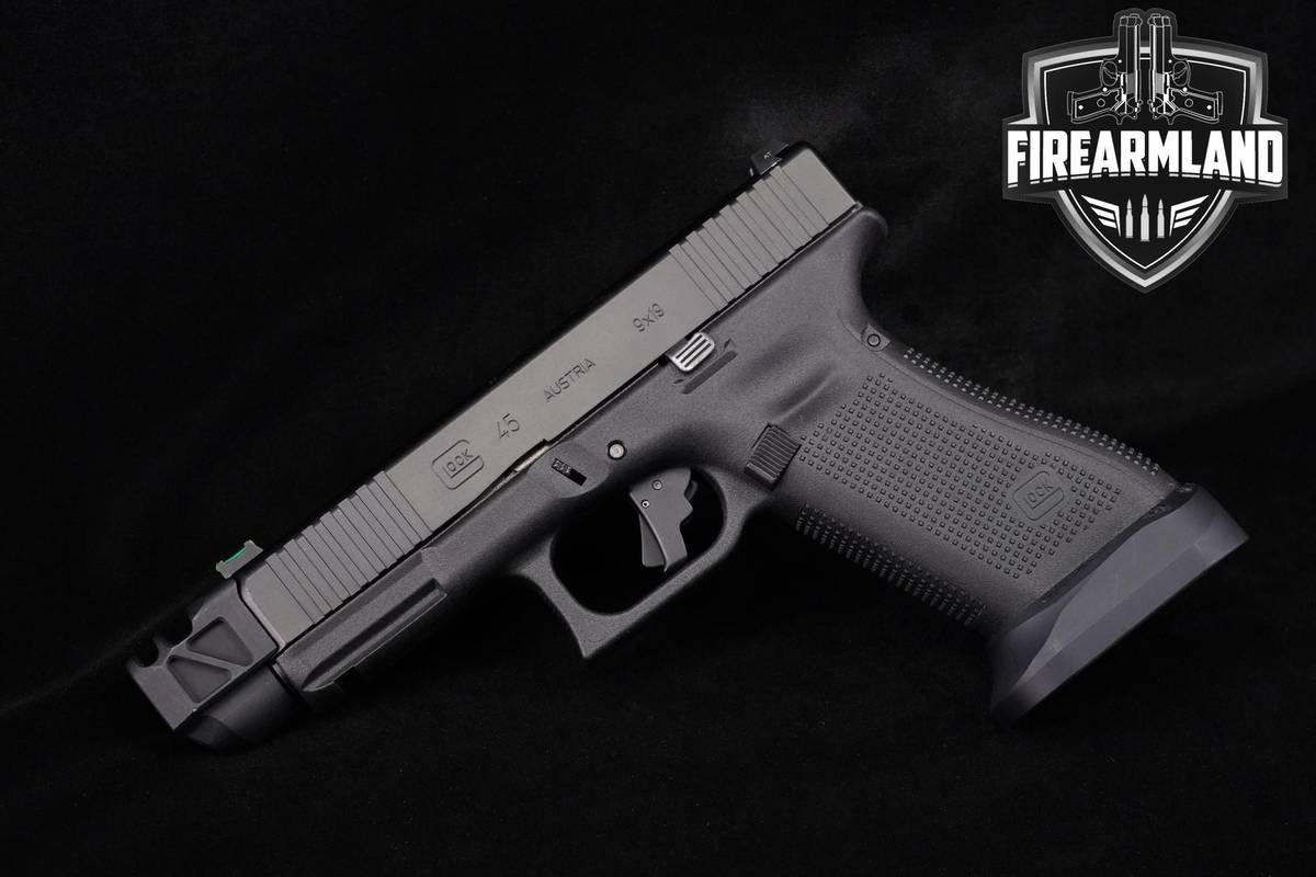CUSTOM Glock 45 Gen5 9mm G45 Gen-5 +3 MAGS & ORIG CASE
