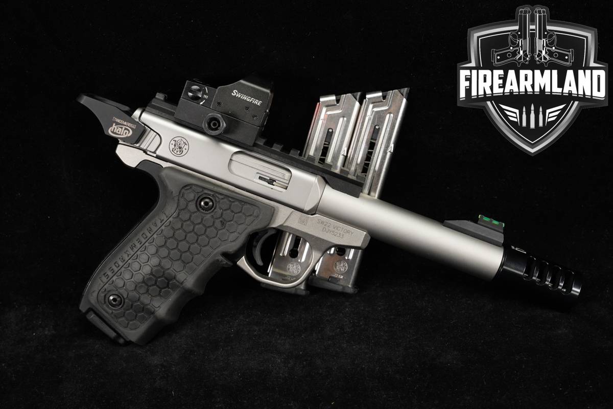 Smith & Wesson SW22 Victory S&W SW-22 22LR +3 MAGS, SWINGFIRE RED DOT