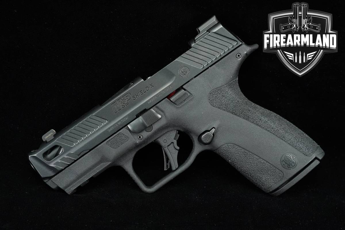 Smith & Wesson S&W M&P Shield X Performance Center 3.6"+8 MAGS & HOLSTER