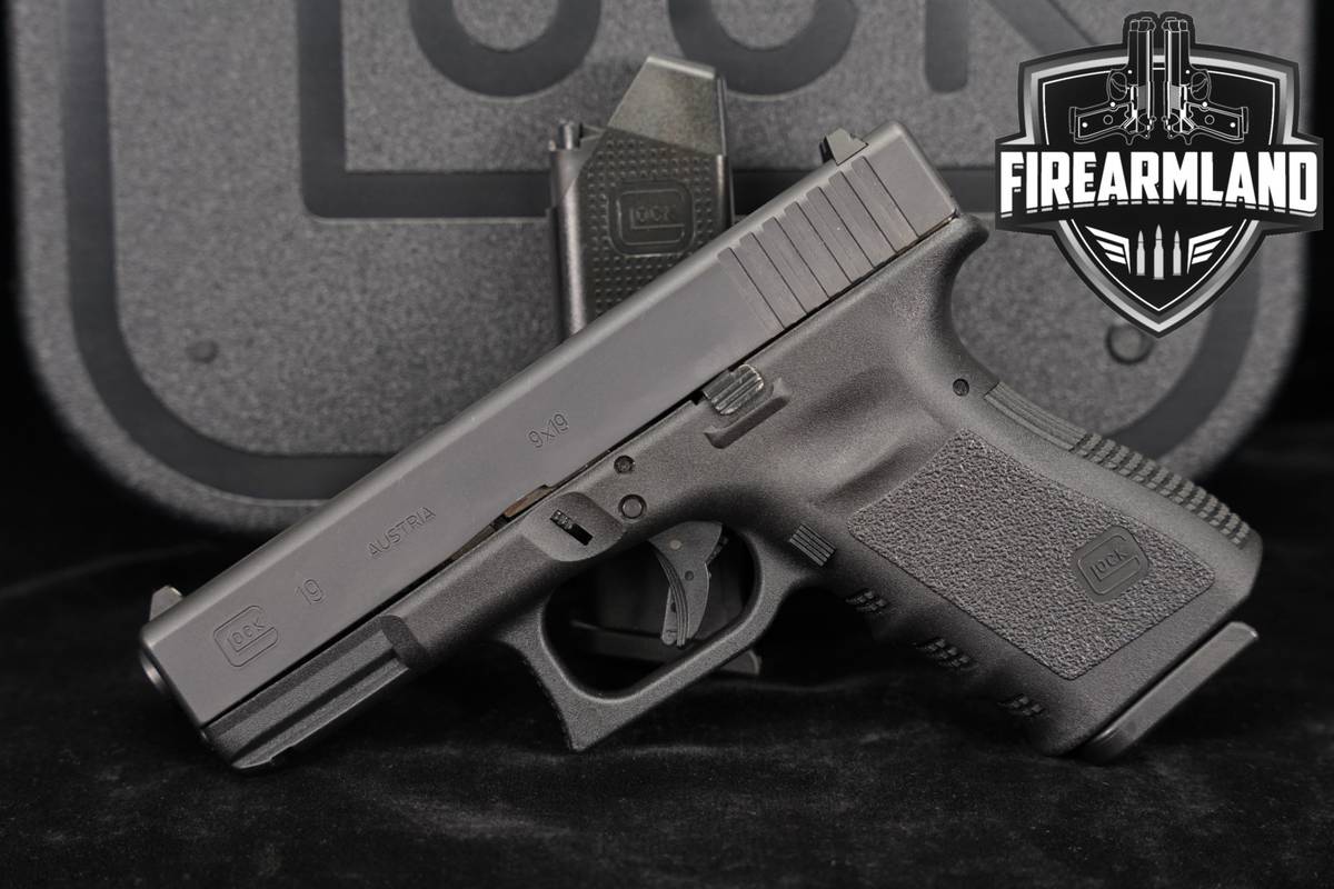 Glock 19 Gen3 G19 Gen 3 9mm 4.02 +2 MAGS & ORIG CASE