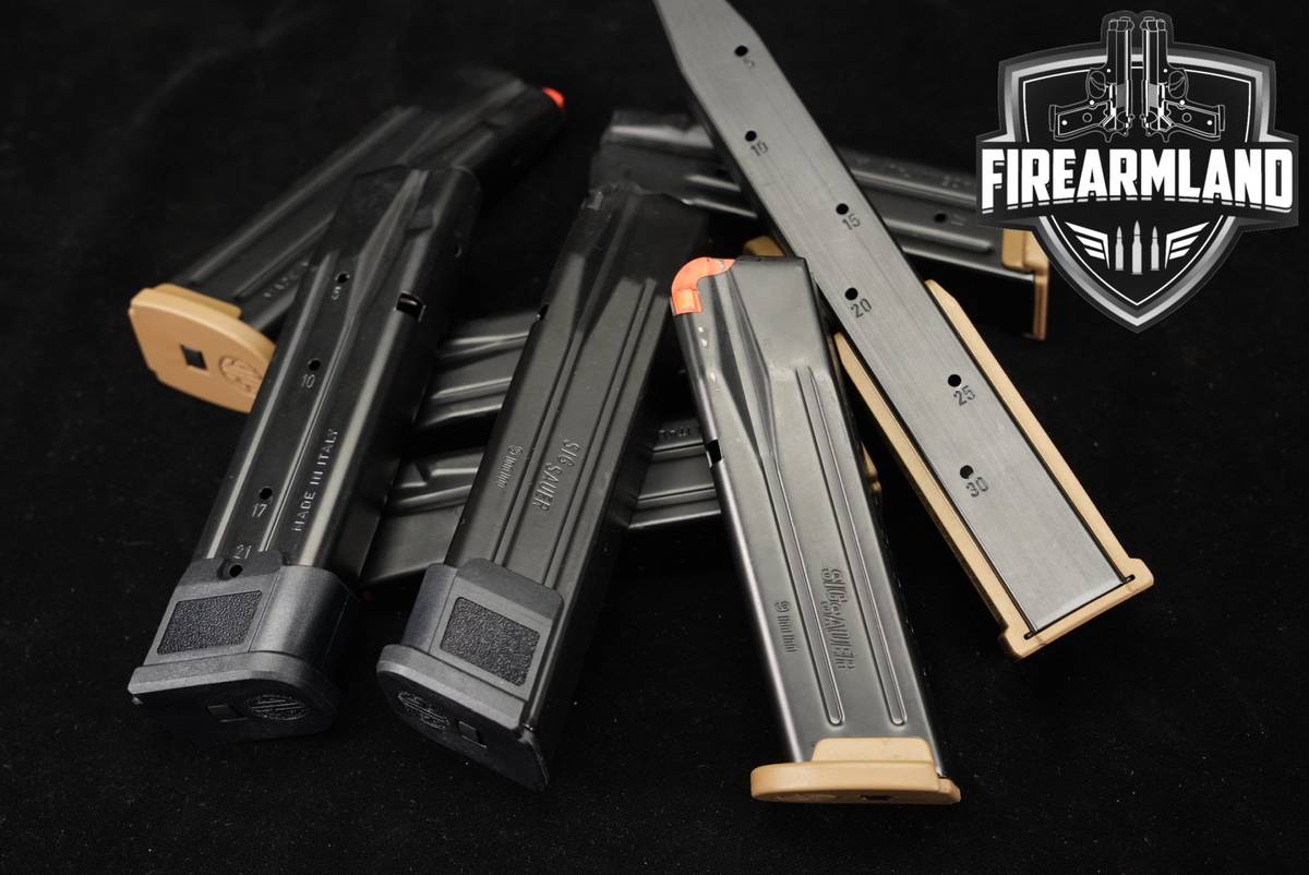 EIGHT (8) Sig Sauer P320 17, 21, 30 Round Magazines 9mm Luger P 320 Mags