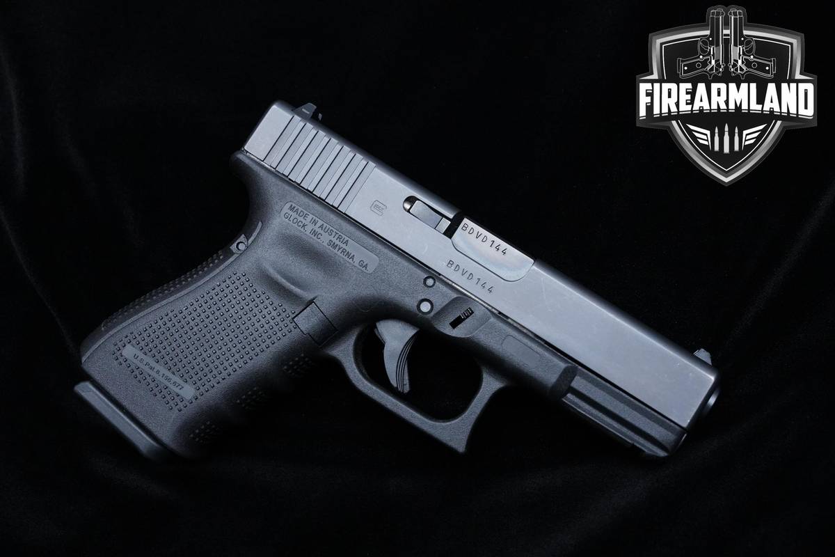 Glock 19 Gen4 9mm 4.02" Tenifer 19 Glock G19 +2 MAGS & ORIG CASE