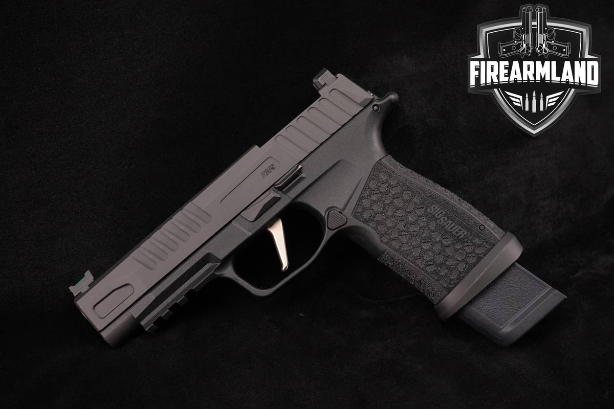 Sig Sauer P365 FUSE 9mm 4.3" P-365 +3 MAGS