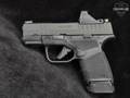 Springfield Armory Hellcat Micro-Compact OSP 9mm Luger Black in Excellent Condition Image 3