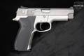 Smith & Wesson (S&W) Model 4043 Third-Generation; CRPD-marked .40 S&W Two-Tone Stainless in Good Condition Image 4