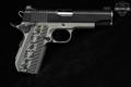 Dan Wesson Valor Commander .45 ACP Two-Tone Black & Stainless in Excellent Condition Image 3