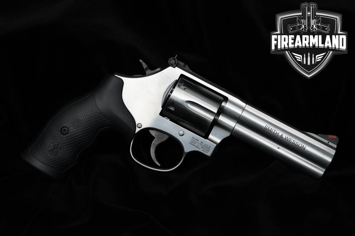 Smith & Wesson (S&W) 686-6 357 Magnum 4" Stainless Steel 686-6 S&W DA/SA