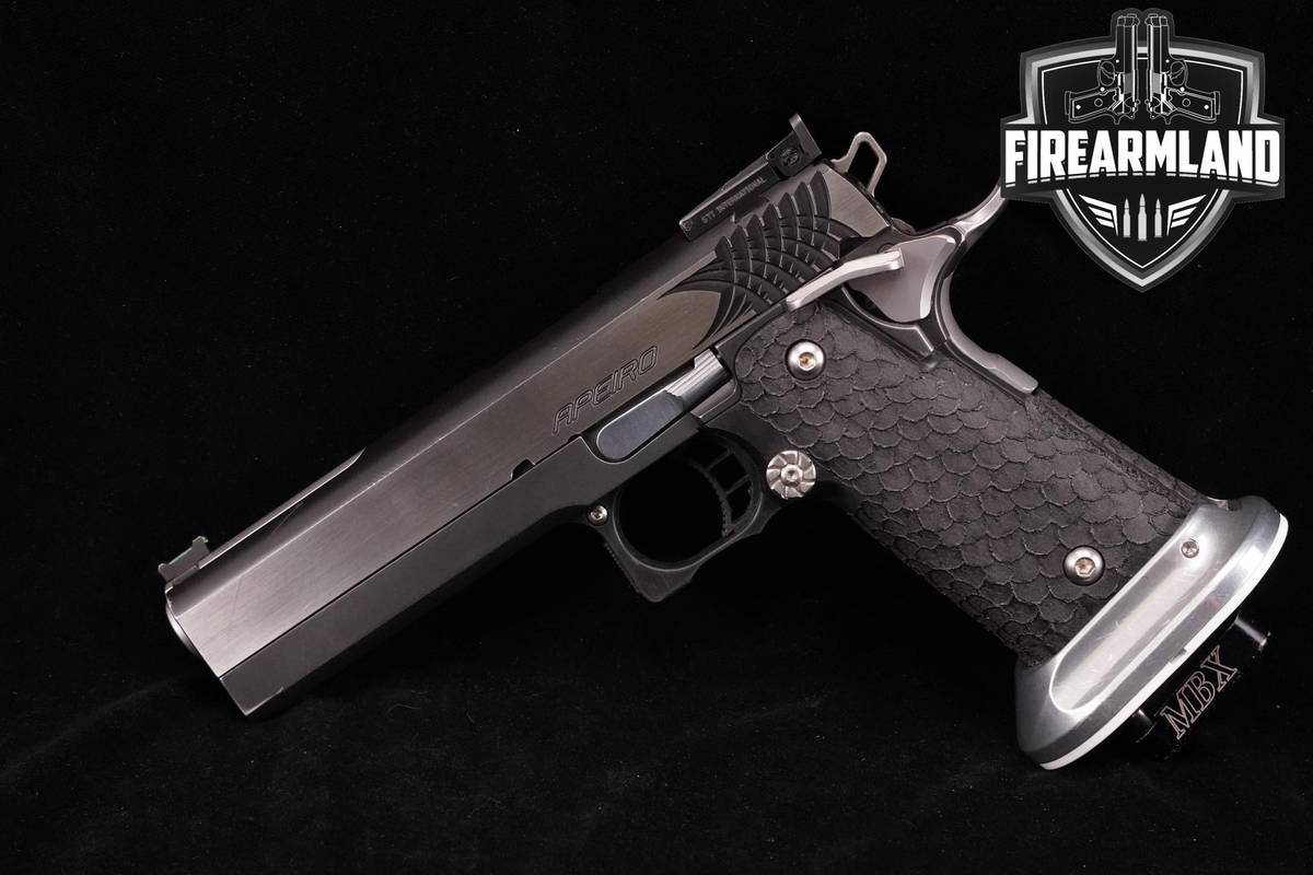 DISCONTINUED! Staccato STI Apeiro 2011 40S&W 1911 5" +2 MAGS & ORIG CASE
