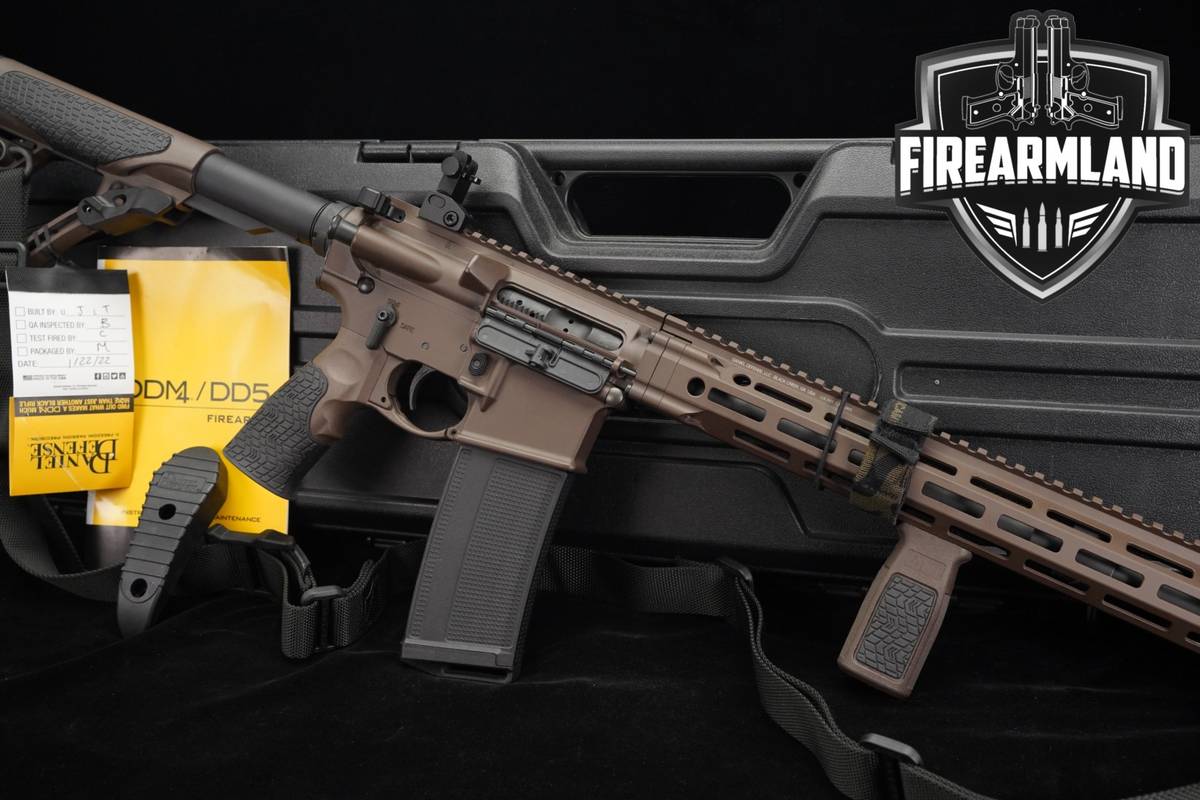 Daniel Defense DDM4 V7 5.56 NATO AR-15 AR15 FDE Tan +ORIG CASE, MS4 SLING