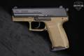 Heckler & Koch (H&K, HK) P2000 V3 9mm Luger Two-Tone FDE in Very Good Condition Image 3