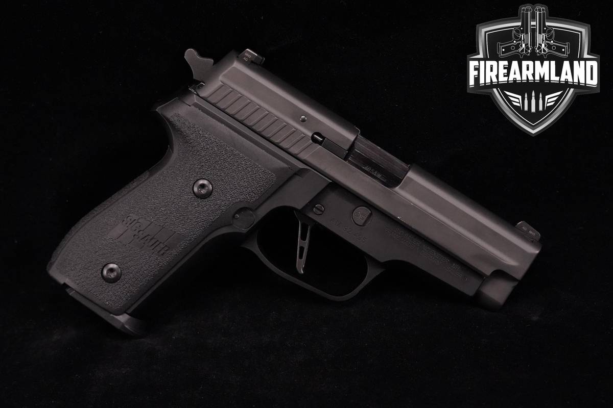 Sig Sauer P229 Legacy Non-Rail 40-S&W 3.9" P-229 +3 MAGS & ORIG CASE