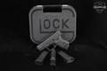 Glock 27 Gen3 .40 S&W Black in Excellent Condition Image 2