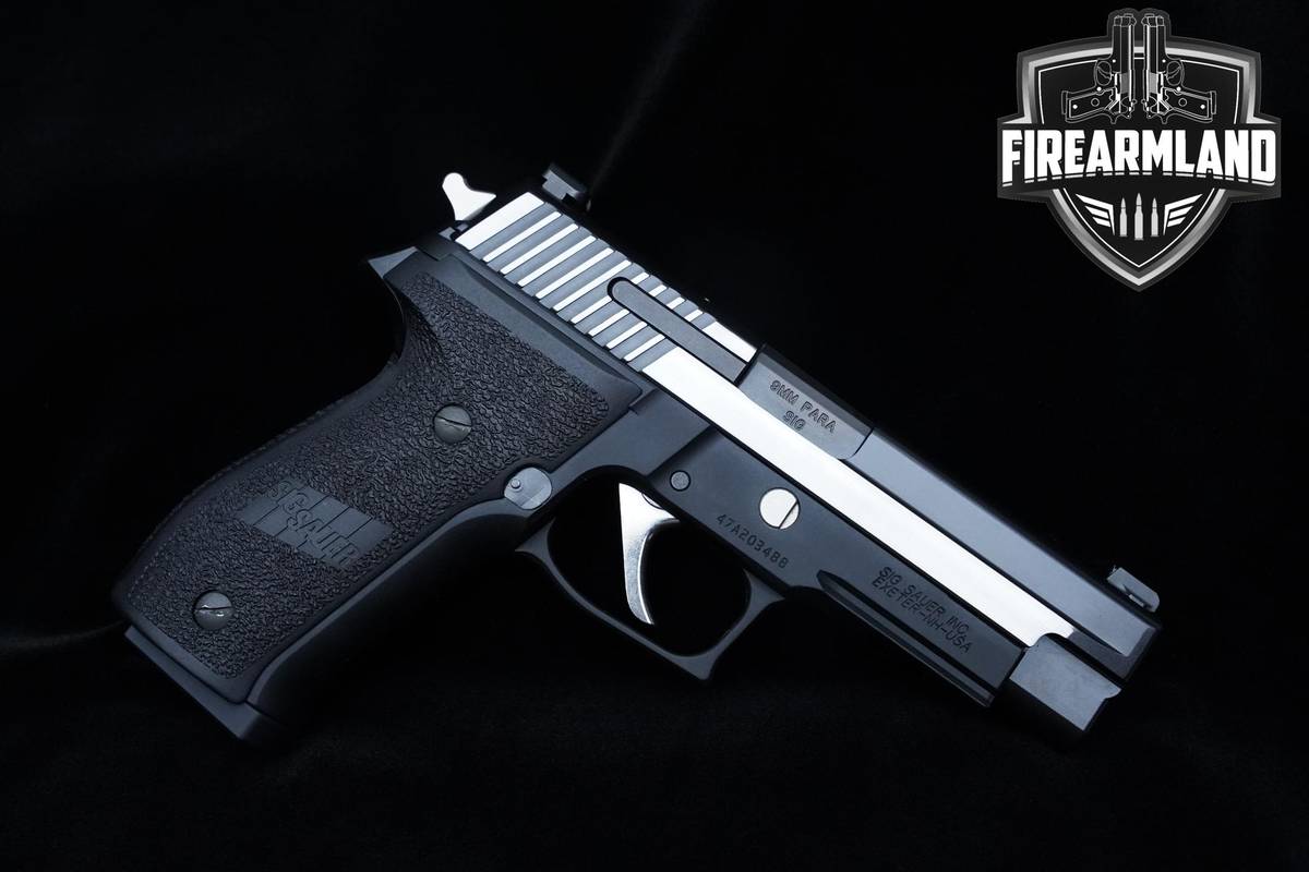 Sig Sauer P226 Nitron 9mm 4.4" Two-Tone P226 Sig +2 Sauer MAGS & ORIG CASE