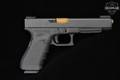 Glock 34 Gen3 9mm Luger Black in Excellent Condition Image 3