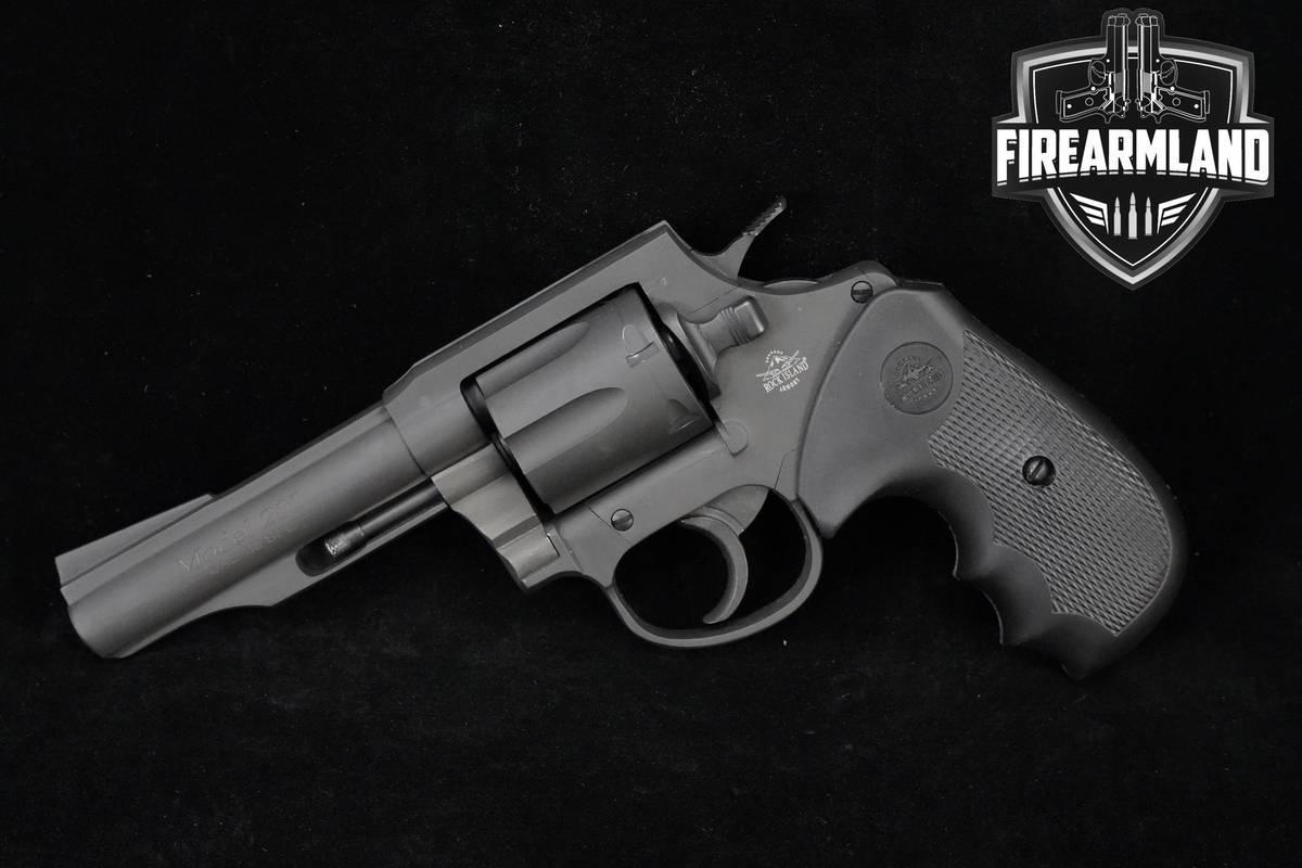 Rock Island Armory (RIA) Model 200 38 Special 4" RIA 200 +ORIG CASE