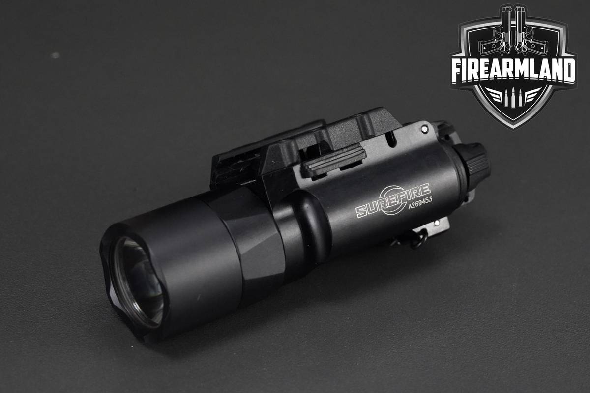 WEAPON LIGHT SureFire X-300U-A Ultra 1,000 Lumen SureFire-X-300 Ultra